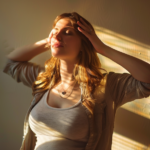 Une femme enceinte à des maux de tête
